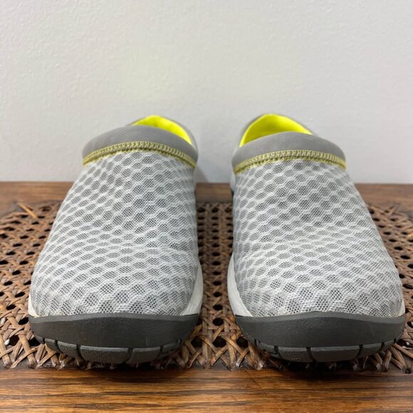 Size 9 Merrell Gray Drizzle Breeze Slip-On Comfortable Easy Wear Walking Shoe - Picture 3 of 9